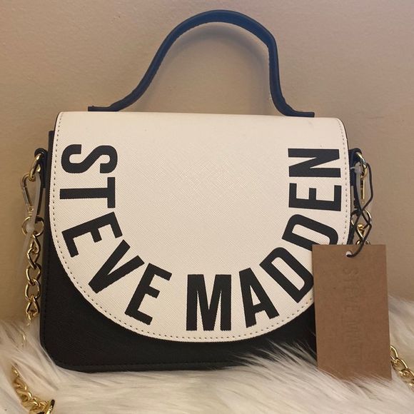 Steve Madden Handbags - NWT Steve Madden BMelodie Black/White Crossbody 💋A